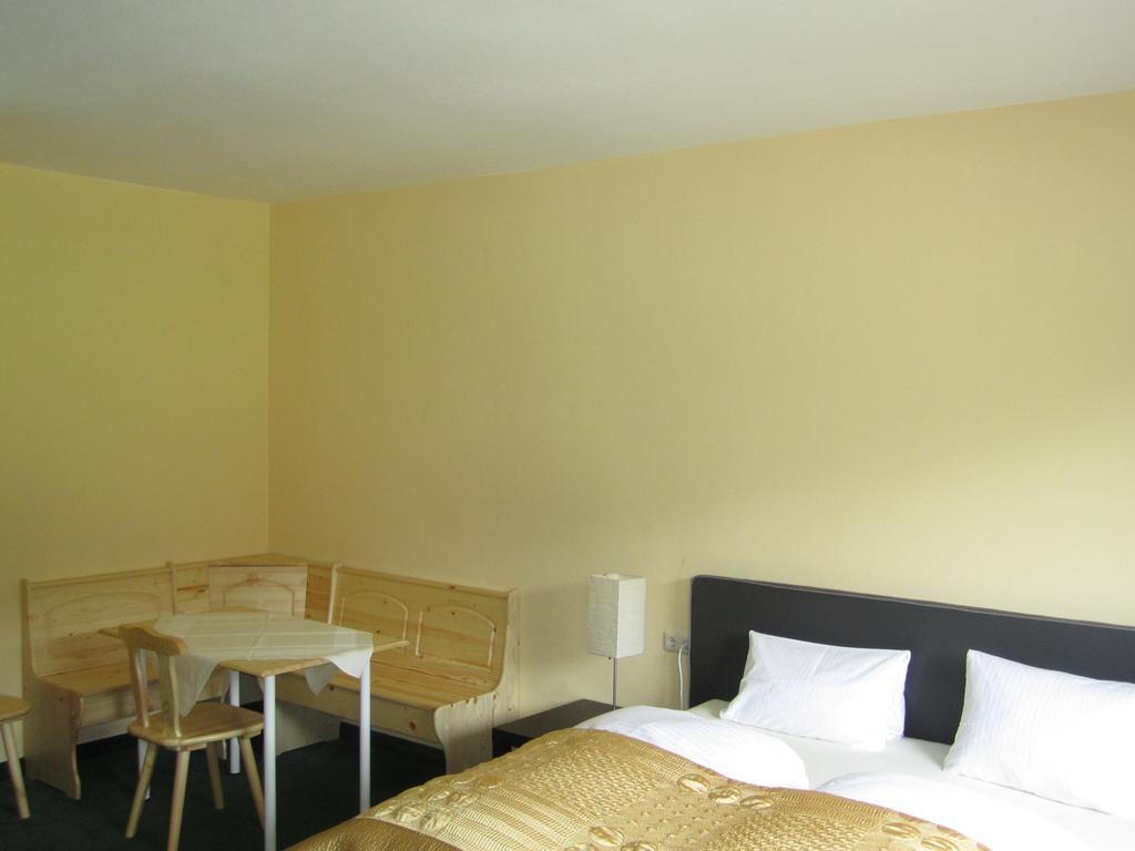 The Art & Sport Hotel Innsbruck Habitación foto